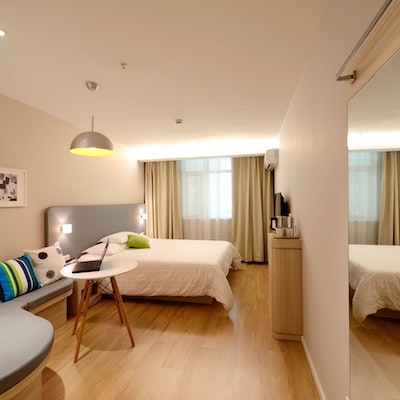Companion Room guest room at Comp Suite